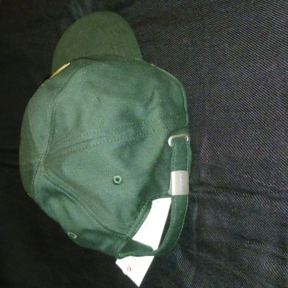 Lacoste hat green - Picture 4 of 4